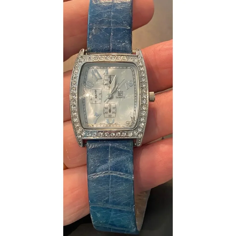 Women's 30mm Silver Tone New York & CO Watch, Crystal Accents